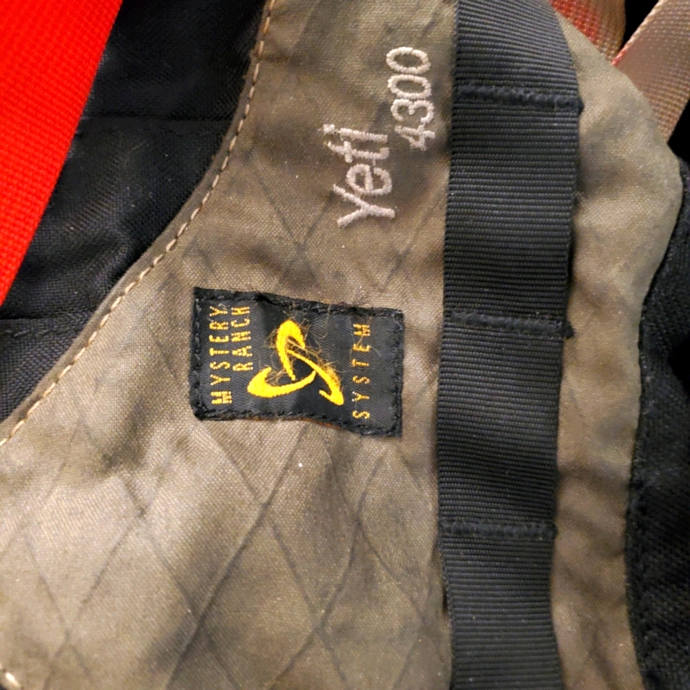 Mystery ranch yeti 4300hiking pack